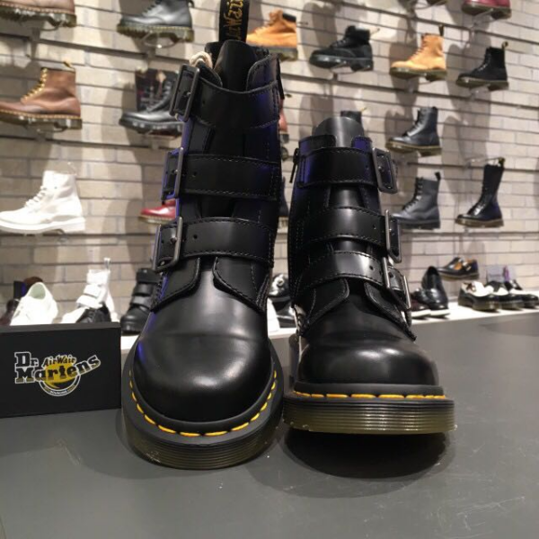 Giày Dr. Martens Blake Black Buttero 13665001 - Ảnh 2