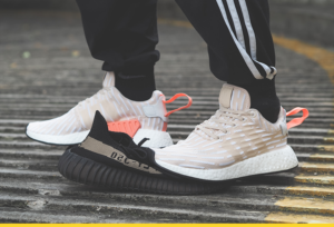 Alternative view of Giày Adidas NMD R2 Primeknit 'Linen Beige' BA7260