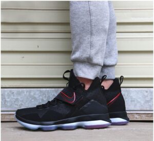 Alternative view of Giày Nike Lebron 14 EP 'Black-University Red' 921084-004