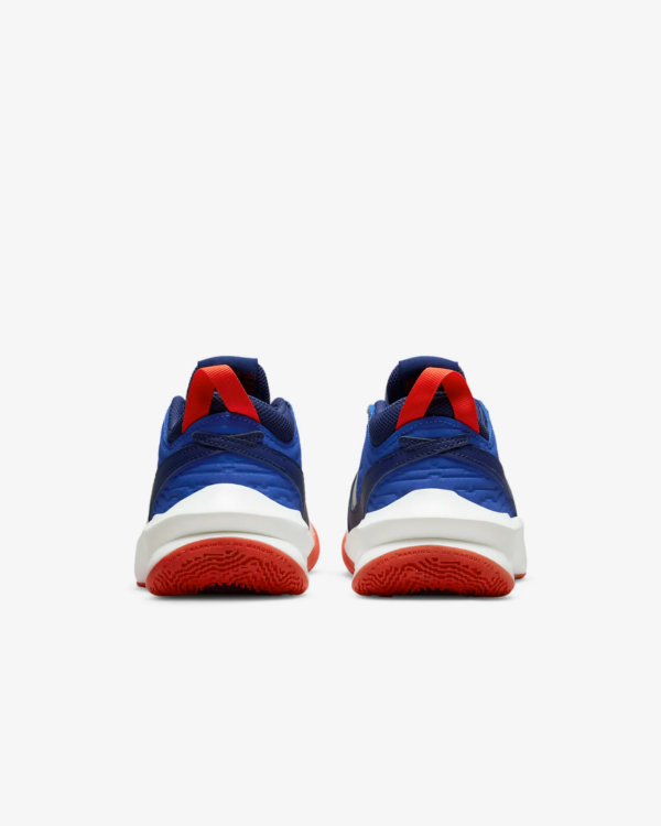 Giay Nike Team Hustle D 10 'White Blue' CW6735-103