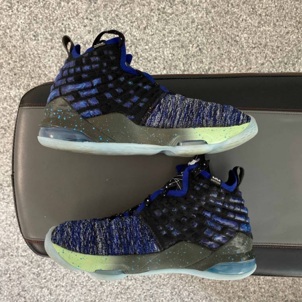 Giày Nike LeBron 17 GS 'Constellations' BQ5594-407 - Ảnh 3