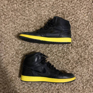 Alternative view of Giày Nike Air Jordan 1 High Strap 'Voltage' 342132-001