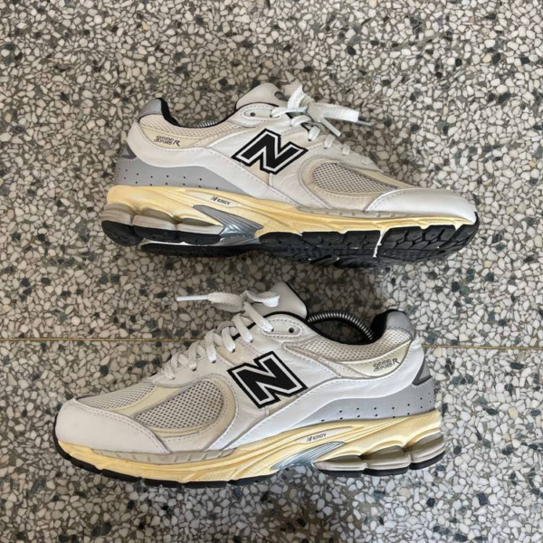 Giày New Balance thisisneverthat x 2002R 'White' ML2002RT - Ảnh 7
