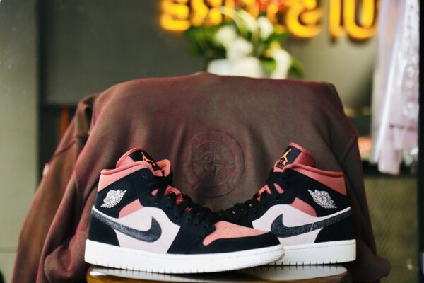 Giày Nike Air Jordan 1 Mid 'Burgundy Dusty Pink' BQ6472-202 - Ảnh 6