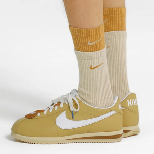 Giay Nike Cortez '23 SE 'Running Rabbit' FD0400-725