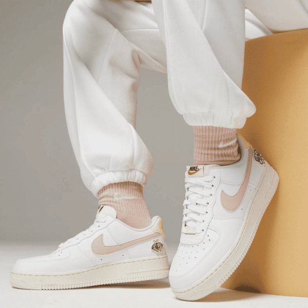Giày Nike Air Force 1 '07 SE “Flower Power” DJ6377-100 - Ảnh 5