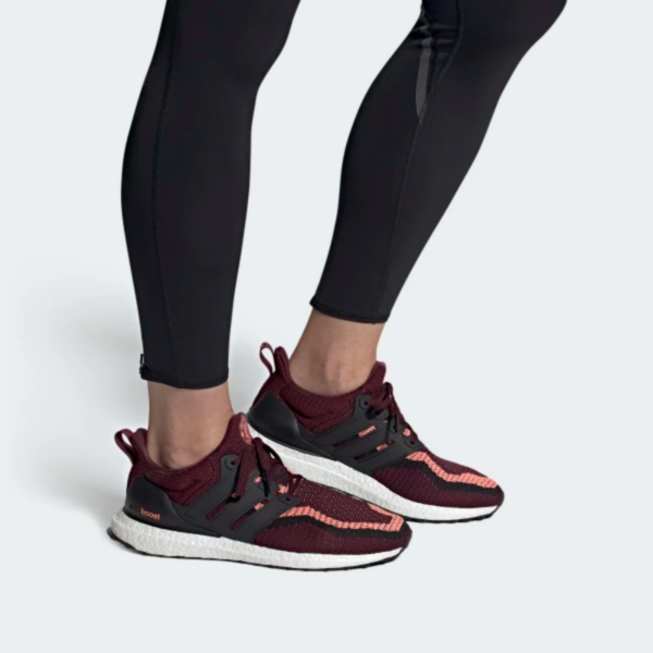 Giày Adidas UltraBoost x MU FC 'Football Pack' FZ3620 - Ảnh 2