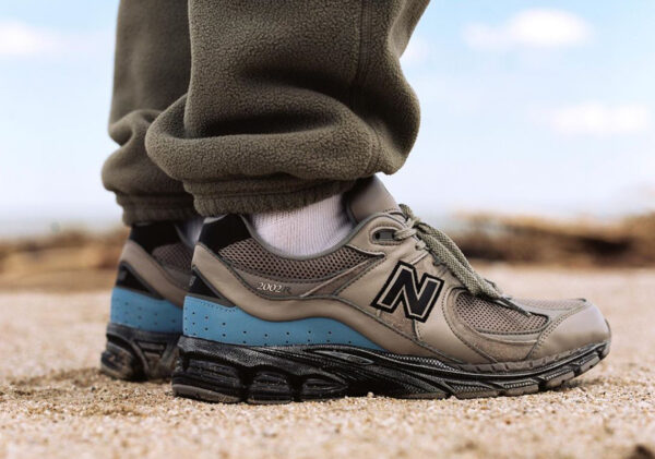 Giày New Balance thisisneverthat x 2002R 'Brown' ML2002RN - Ảnh 4
