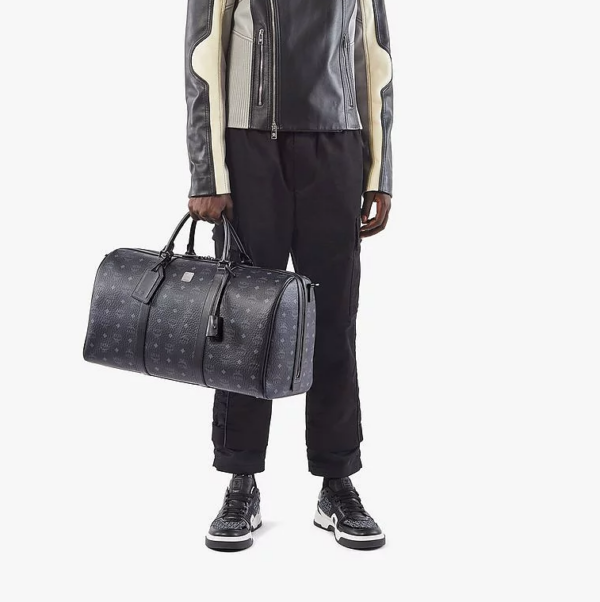 Túi MCM Traveler Weekender Bag in Visetos MMVAAVY02BK001 - Ảnh 7