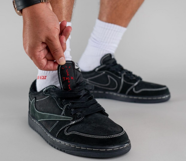 Giay Nike Air Jordan 1 Retro Low Travis Scott 'Black Phantom' DM7866-001