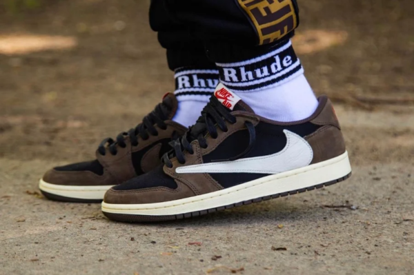 Giày Nike Air Jordan 1 Retro Low Travis Scott CQ4277-001 - Ảnh 3