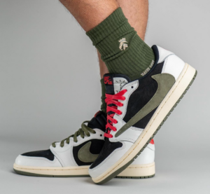 Giay Nike Air Jordan 1 x Travis Scott Retro Low OG SP 'Olive' DZ4137-106