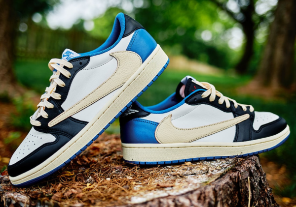 Giày Nike Fragment Design x Travis Scott x Air Jordan 1 Retro Low DM7866-140 - Ảnh 7