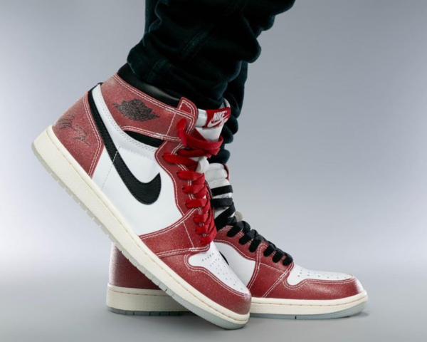 Giày Nike Trophy Room x Air Jordan 1 Retro High OG SP 'Chicago' DA2728-100 - Ảnh 2