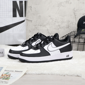 Giay Nike Air Force 1 'White Swoosh Panda' DV1621-001