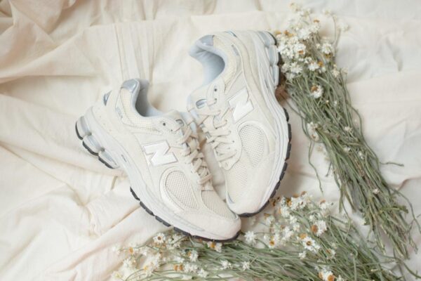 Giày New Balance 2002 'Bone' ML2002RE - Ảnh 8