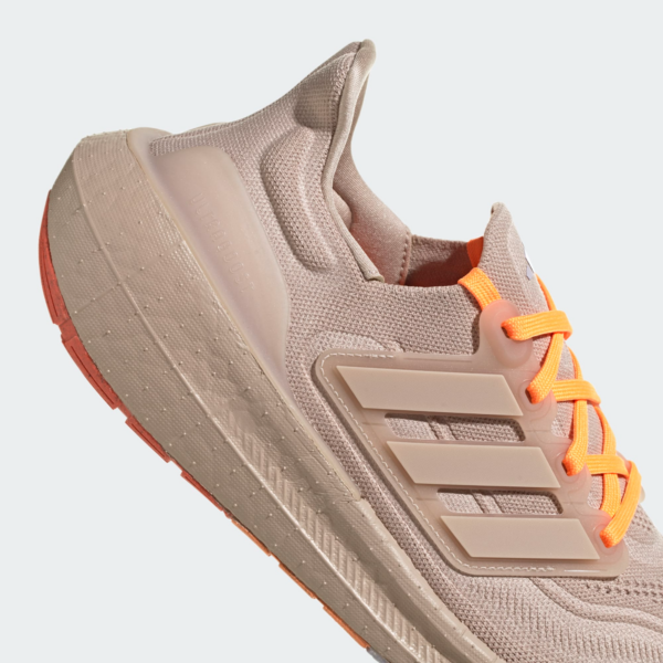 Giay Adidas UltraBoost Light 'Wonder Taupe' HQ6343