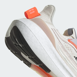 Giay Adidas Ultraboost Light 'Wonder Taupe' GY9359