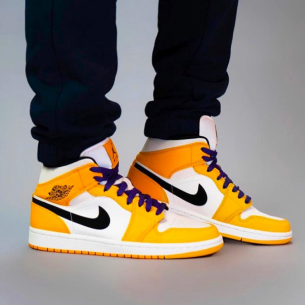 Giày Nike Air Jordan 1 Mid 'Lakers' 852542-700 - Ảnh 2