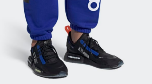 Alternative view of Giày Adidas NMD_R1 Spectoo 'Core Black' FZ3201