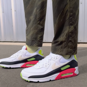 Giay Nike Air Max 90 'White Volt Rush Pink' DQ4071-100
