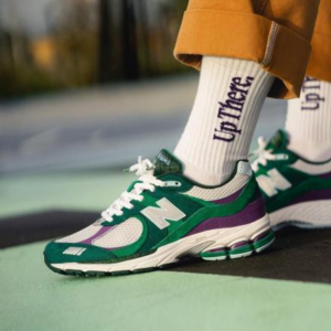 Alternative view of Giày New Balance 2002R 'There Back Yard Legends' M2002RUT