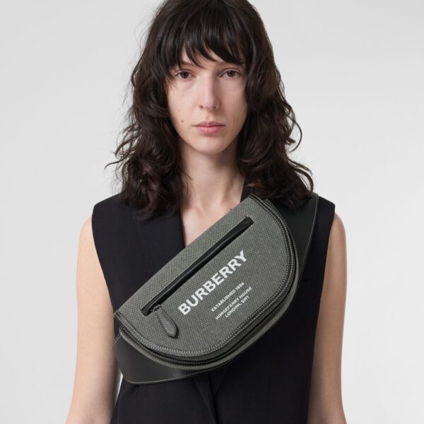 Túi Burberry Small Horseferry Print Canvas Olympia Bum Bag 'Black Grey' - Ảnh 3