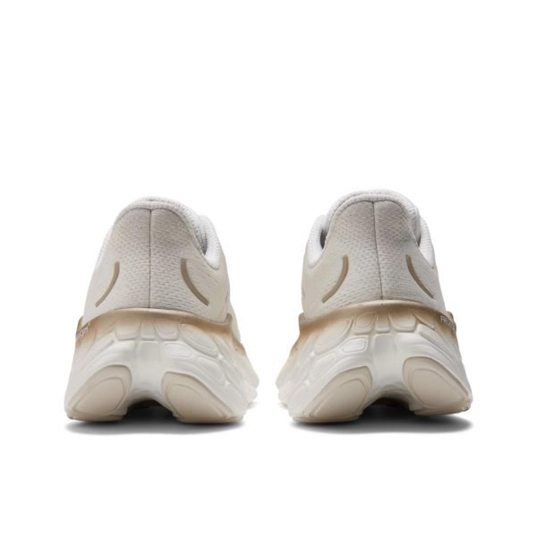 Giay New Balance Fresh Foam X More v4 'White Cooper' WMORCW4