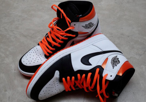 Giày Nike Air Jordan 1 Retro High OG 'Electro Orange' 555088-180 - Ảnh 4