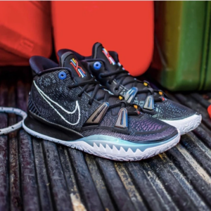 Alternative view of Giày Nike Kyrie 7 'Brooklyn' CQ9326-002