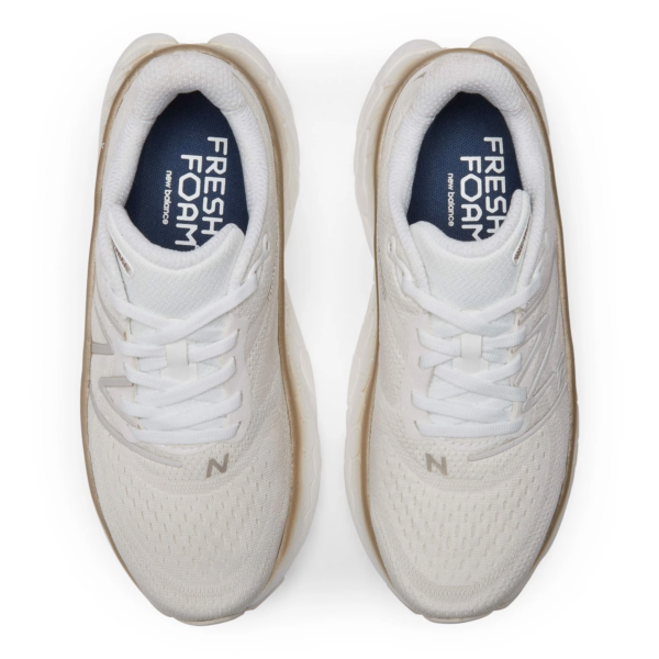 Giay New Balance Fresh Foam X More v4 'White Cooper' WMORCW4