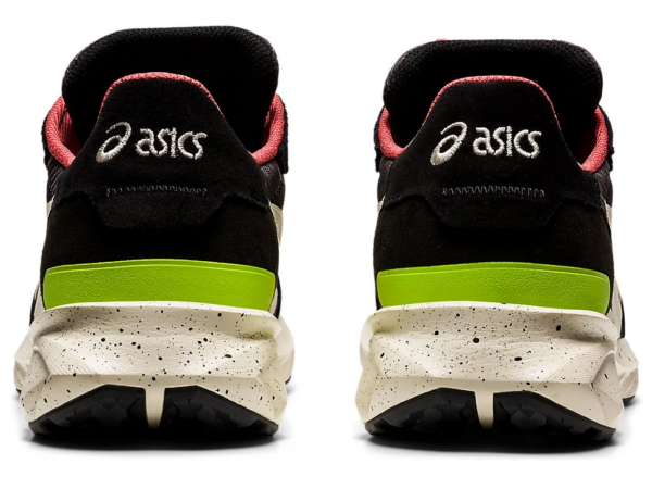 Giay Asics Tarther Blast Black White Green 1201A066-021
