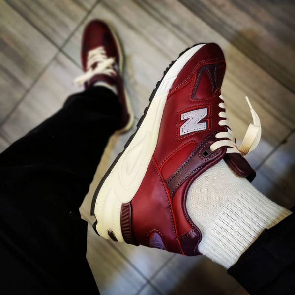 Giày New Balance 'Horween' Leather Burgundy M990BTA2 - Ảnh 3