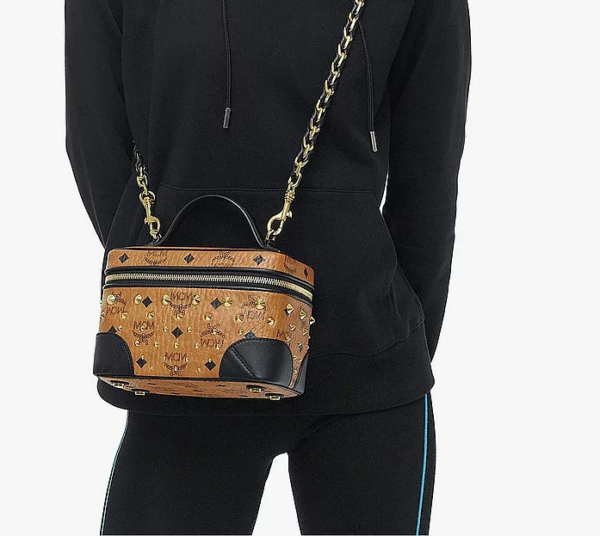 Túi MCM Vanity Case in Gold Studded Visetos MWRCSVI04CO001 - Ảnh 7