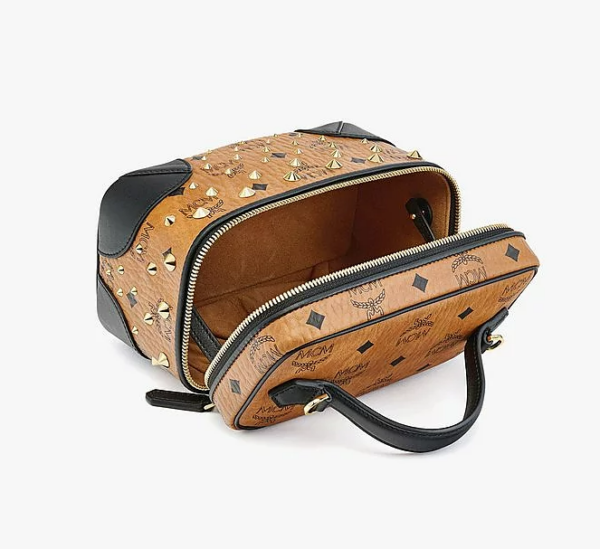 Túi MCM Vanity Case in Gold Studded Visetos MWRCSVI04CO001 - Ảnh 3