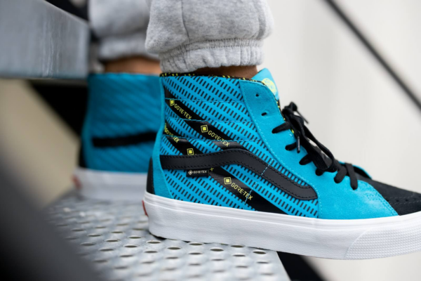 Giày Vans Sk8-Hi Gore-Tex Hawaian 'Ocean Black-True White' VN0A4V9X2UL - Ảnh 3