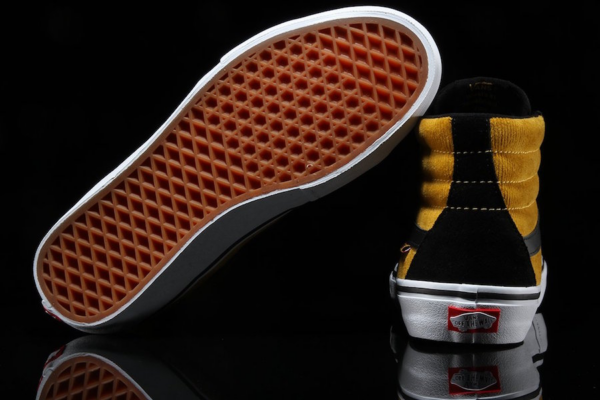 Giay Vans SK8-Hi Pro 'Corduroy Pack' VN0A45JDVFC