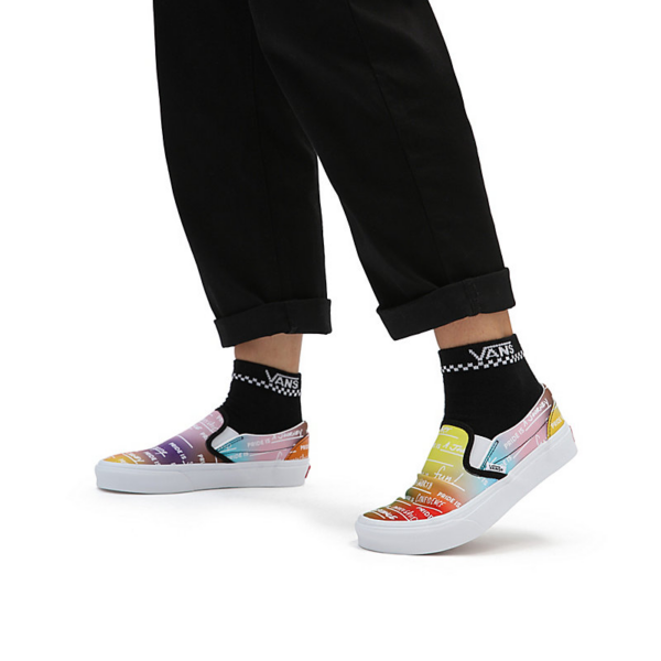 Giay Vans Classic Slip On 'Pride' VN000XG8ASA