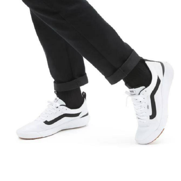 Giay Vans UltraRange EXO Shoes 'White' VN0A4U1KWHT