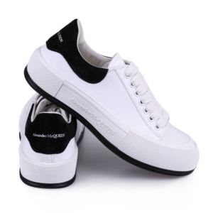 Alternative view of Giày Alexander McQueen Deck Plimsoll Low 'White Black' 654594 W4MV7 9061