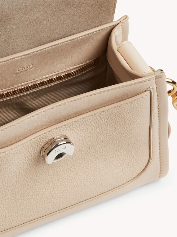 Túi Chloe Mini Tess Day Bag in Grained & Shiny Calfskin CHC20AS143C6224Q - Ảnh 5