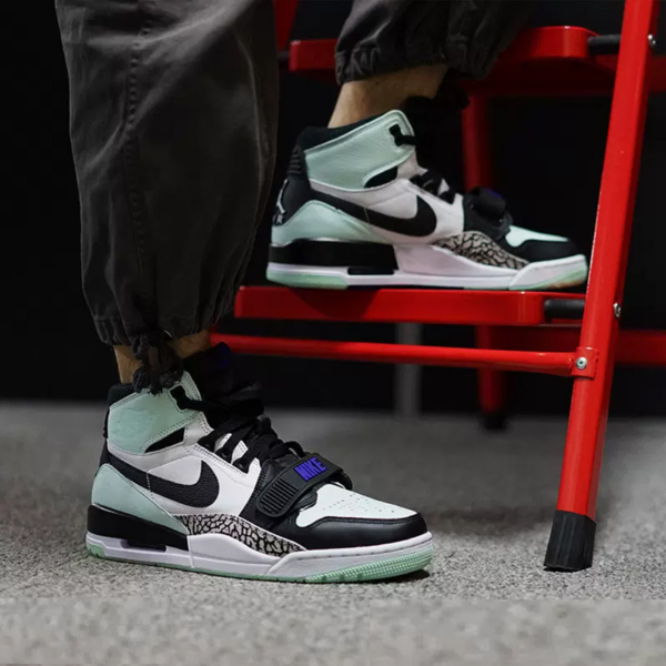 Giày Nike Jordan Legacy 312 'Igloo' AV3922-013 - Ảnh 2