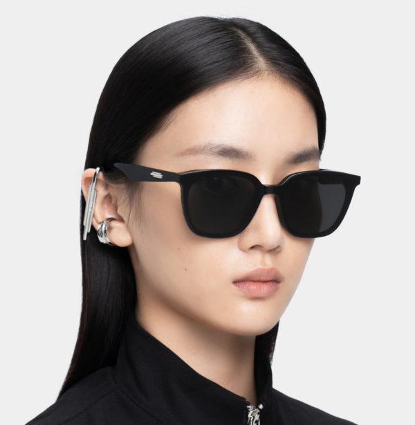 Kính Gentle Monster Lilit 01 (Black) - Ảnh 2
