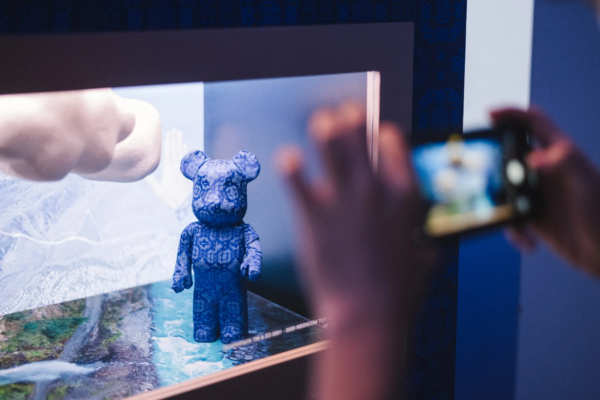 Mô Hình Bearbrick x CLOT x Nike Royale University Blue Silk - Ảnh 5