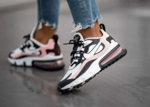 Alternative view of Giày Nike Air Max 270 React 'Black White Bleached Coral' (W) AT6174-005