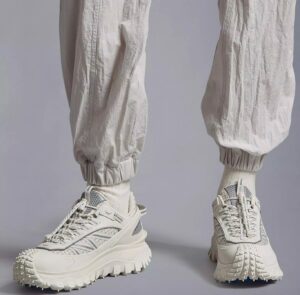 Giay Moncler Trailgrip Gtx Trainers 'Off White' I109A4M00350M2058014