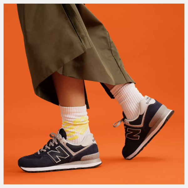 Giày New Balance 574 Classic 'Navy Blue' WL574EVN - Ảnh 2