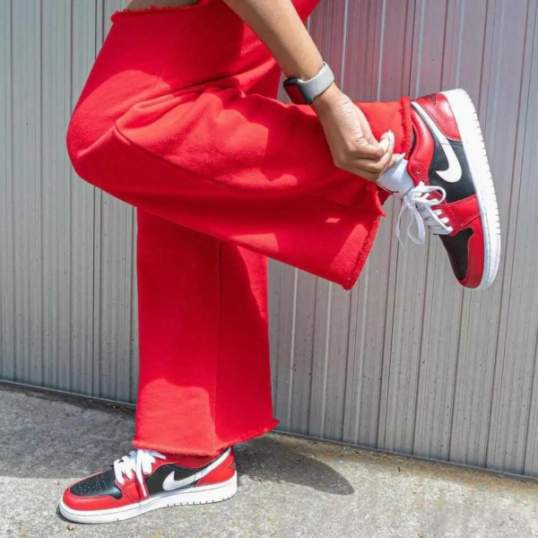 Giày Nike Wmns Air Jordan 1 Low 'Chicago Flip' DC0774-603 - Ảnh 4