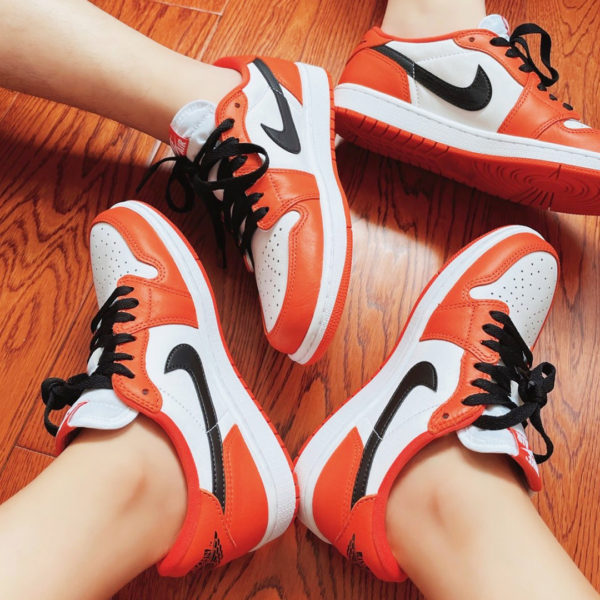 Giày Nike Wmns Air Jordan 1 Low OG 'Starfish' CZ0775-801 - Ảnh 2