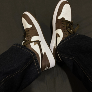 Giay Nike Air Jordan 1 Low SE 'Light Olive' DV0426-301